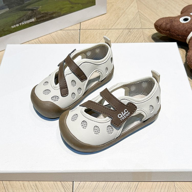 Breathable boarding shoes