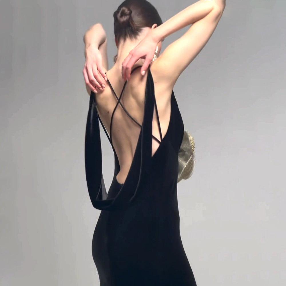 Camisole noire Robe de fleur d'or sans dos Slim Fit