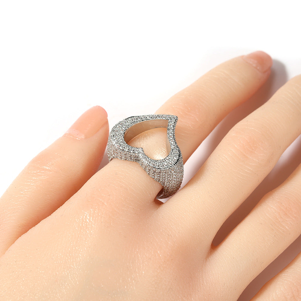 Personnalité de mode Anneau de Zircon Cœur Hollow