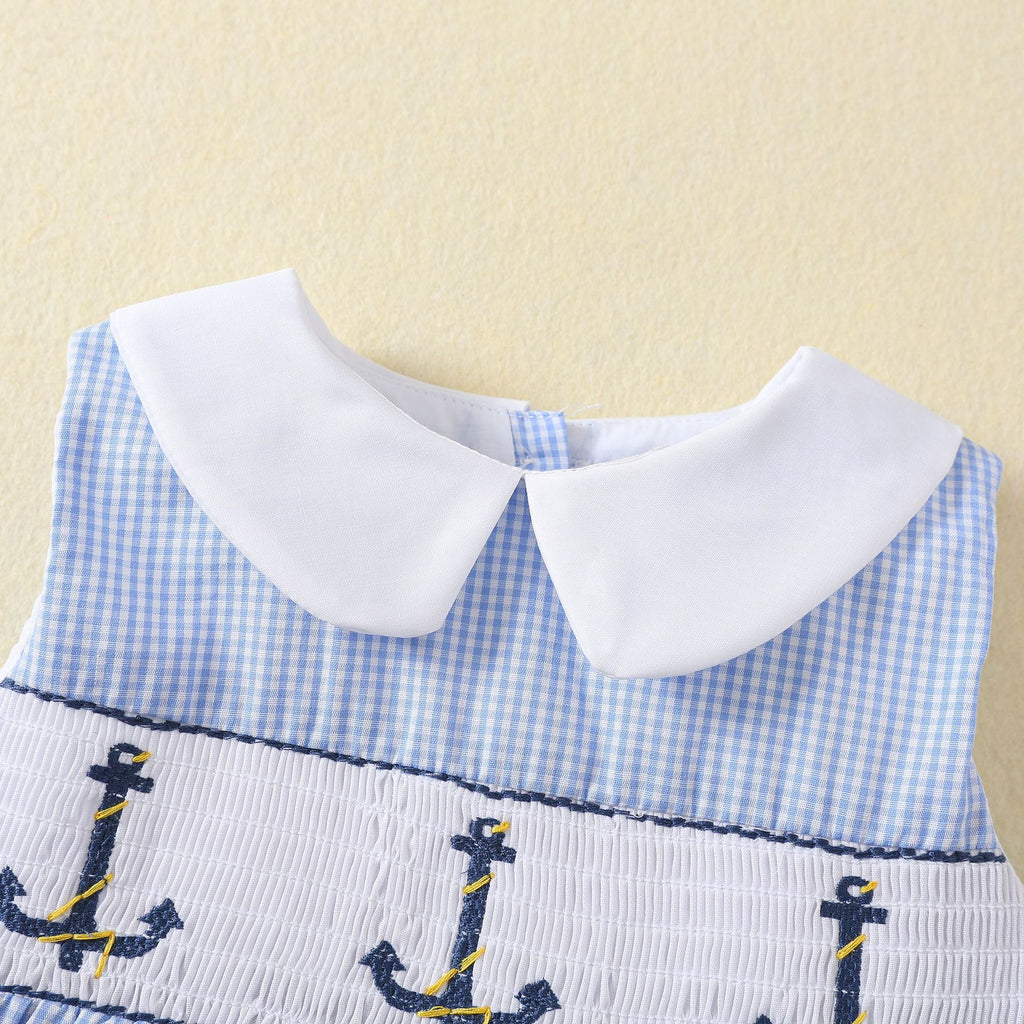 Robe de broderie sans manches pour enfants