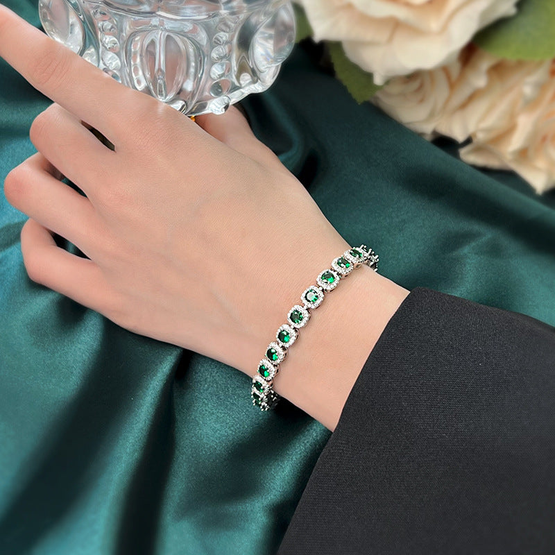 Zhuang Shengsheng Bijouterie européenne et américaine rétro artificielle Corundum léger luxe Ful