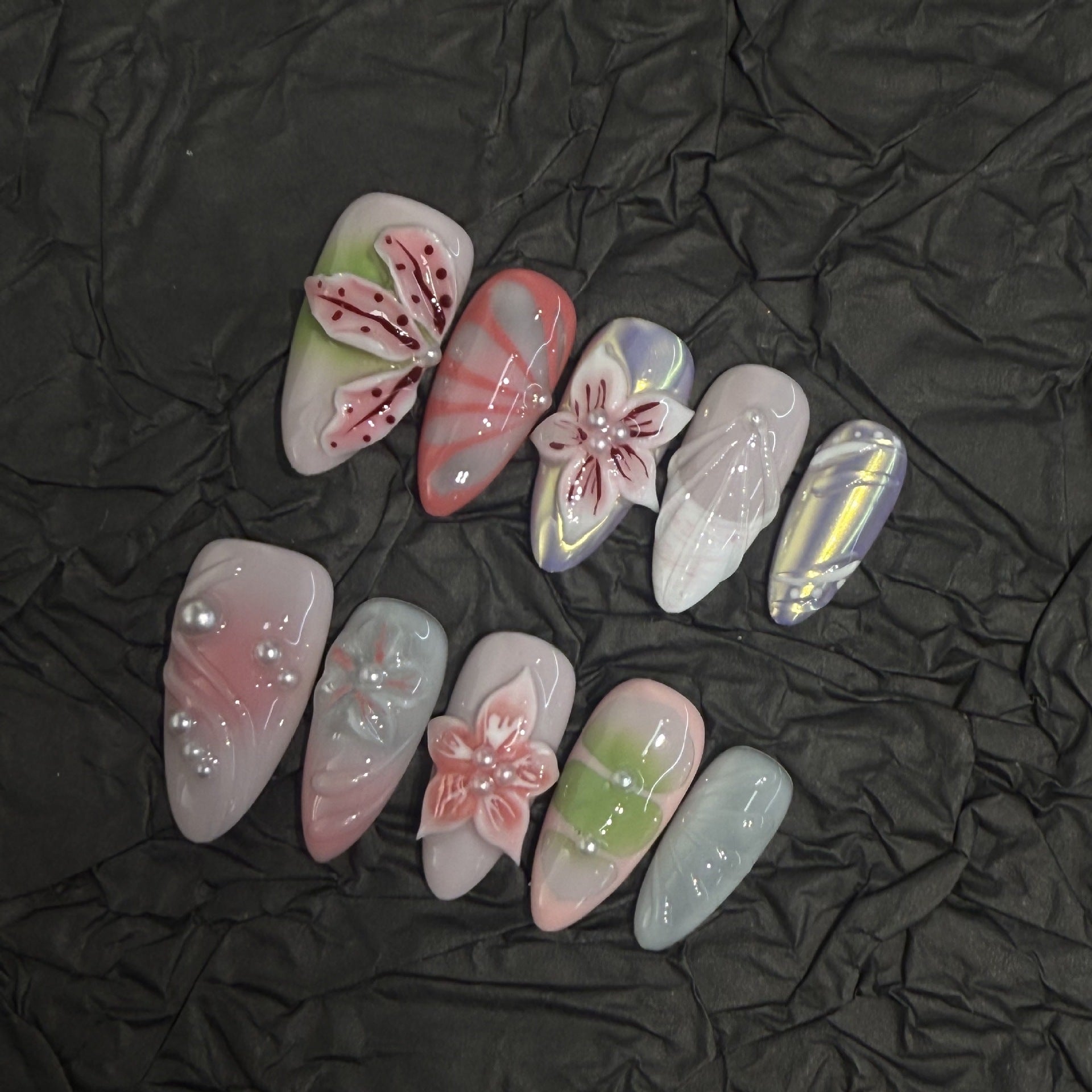 Des ongles à la main taillés sur mesure