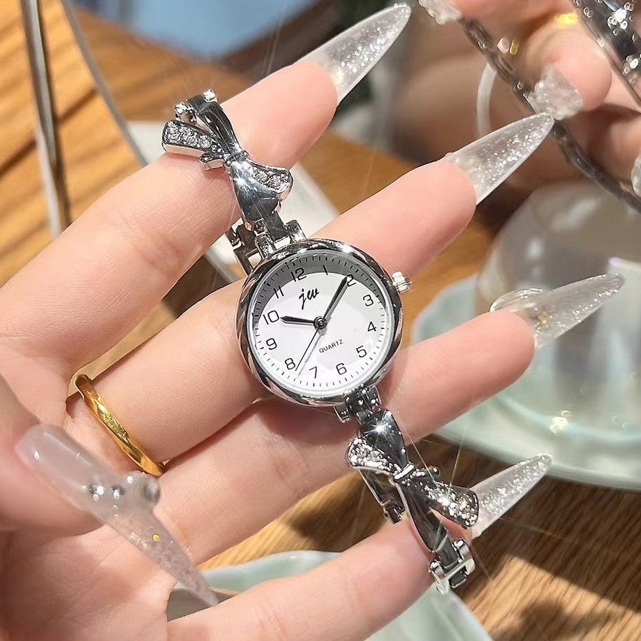 Montre bracelet femme de luxe abordable