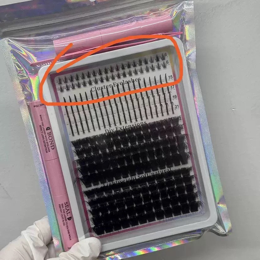 Faux cils segmentés de style féodal et mal emballés