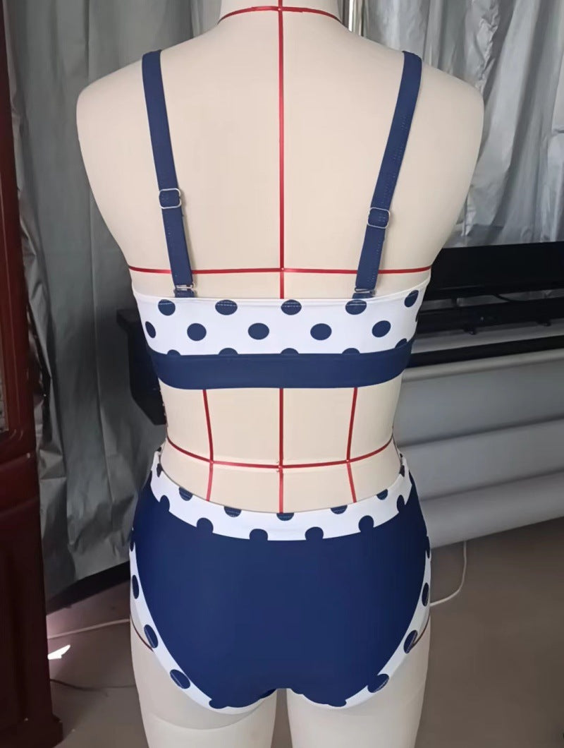 Maillot de bain deux pièces pour femmes avec soutien-gorge rembourré intégré