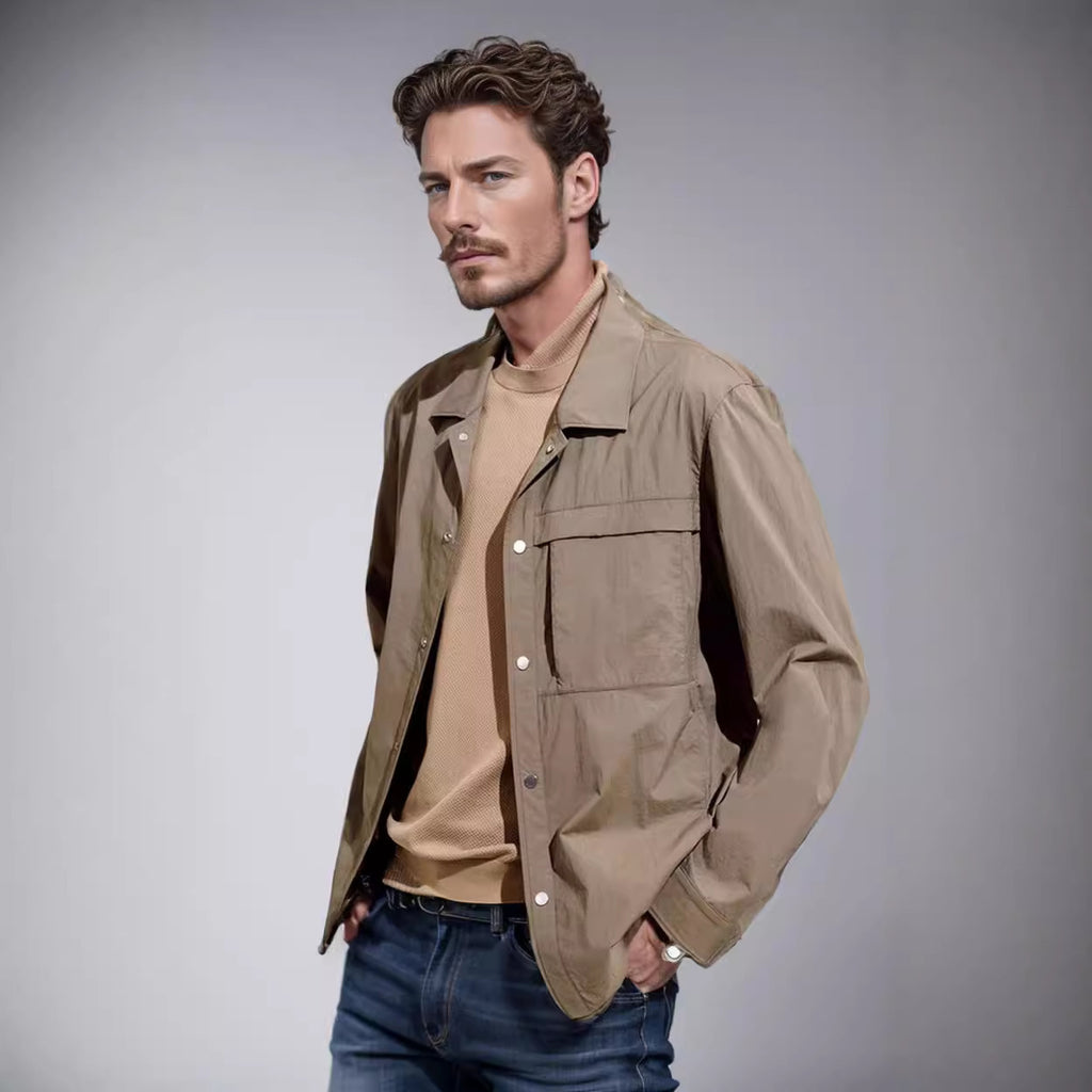 Veste de style Workwear de couleur solide avec de grandes poches pour un magasin