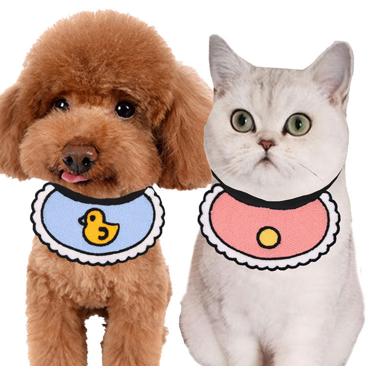 Chien mignon de chat de chat de salive Bib coréen