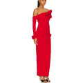 Robe à manches longues à épaule inclinée en trois dimensions