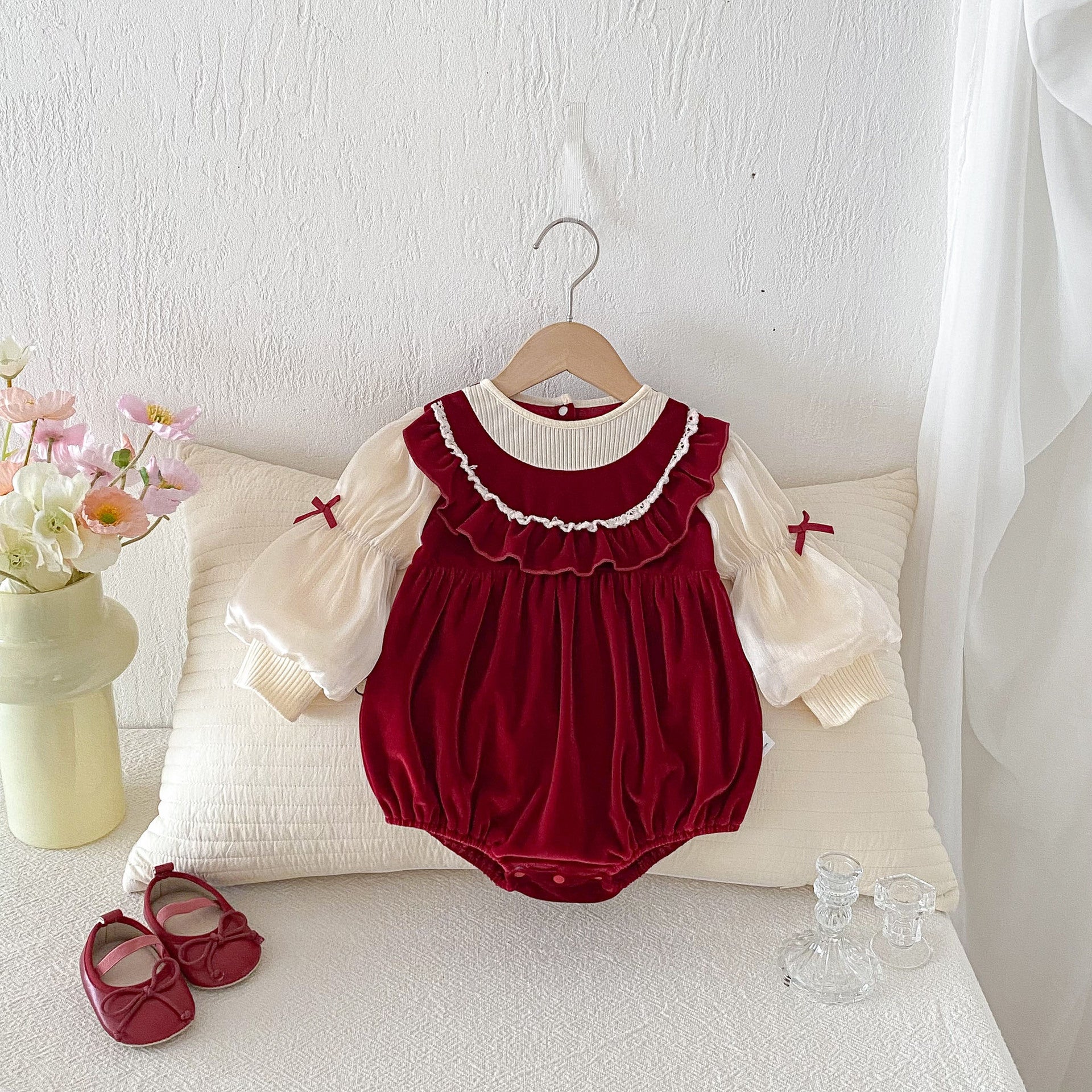 Maillot de saut en col rond bébé