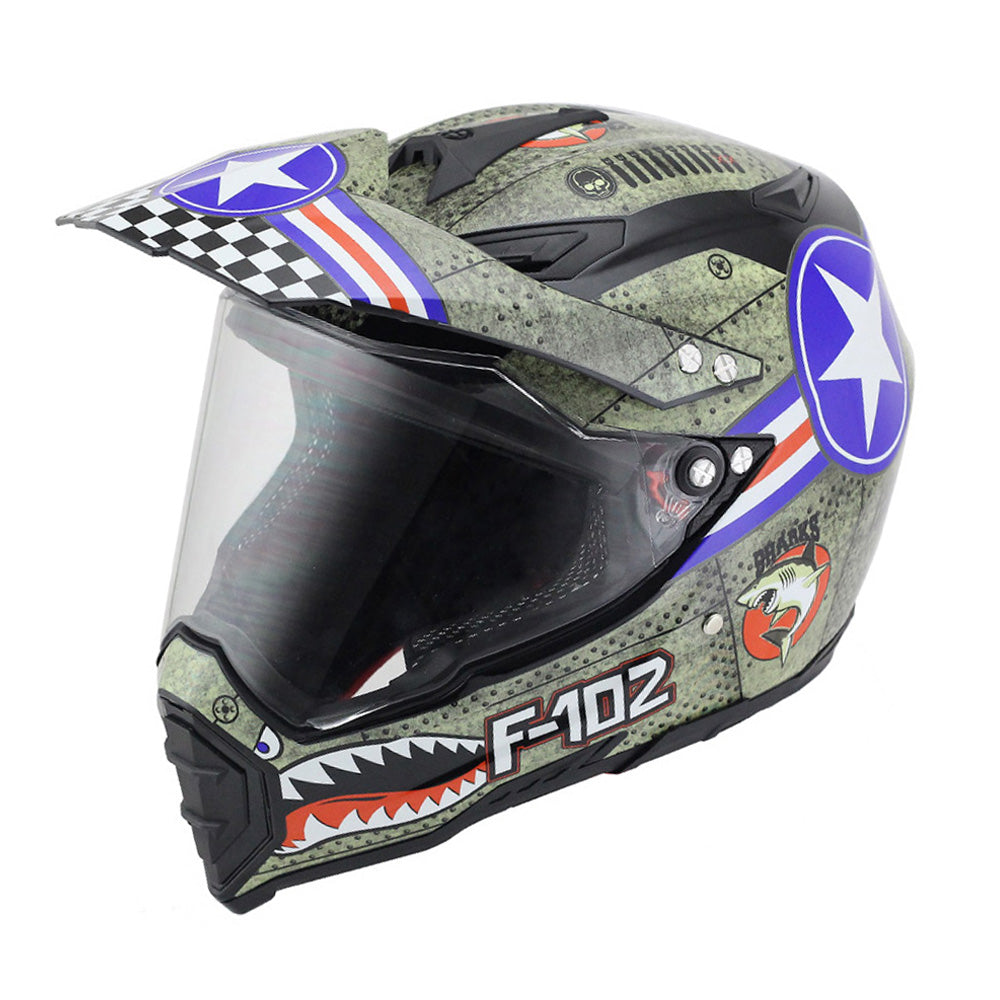 Beau casque complet de moto hors route