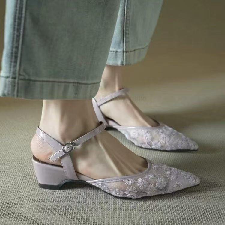Sandales de broderie française pour femmes Daisy Mesh aux pieds fermés