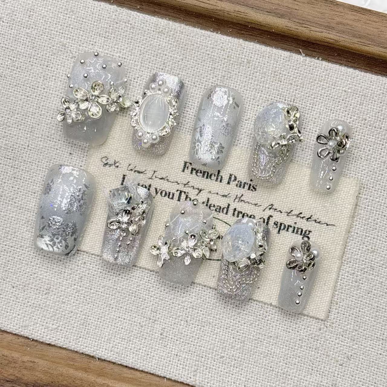 Silver Ice Flower Chat Eye Conseils pratiques pour porter des ongles