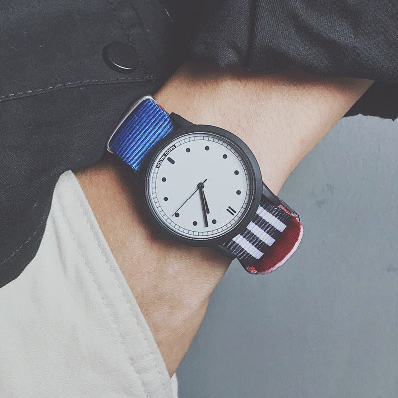 Hommes et femmes montres de couple pour le commerce international
