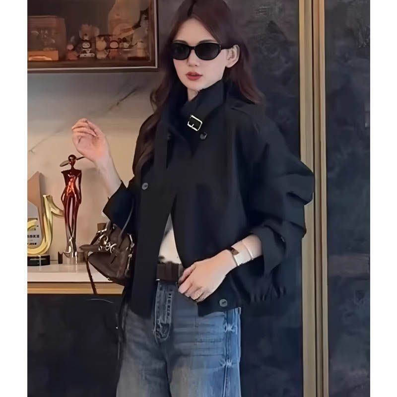 Manteau de trench cropped de style design
