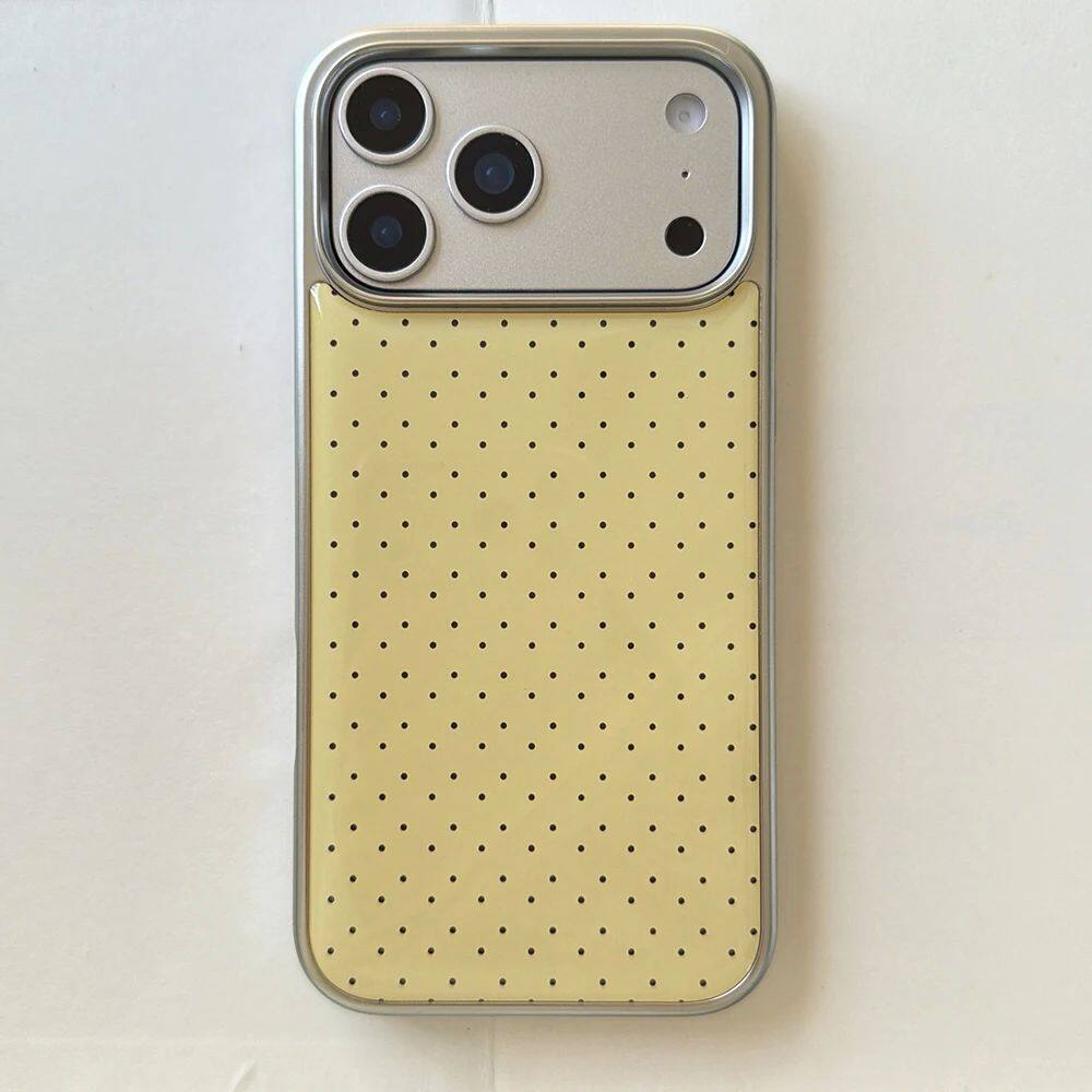 Polka Dot Pattern Boîtier de téléphone plaqué argent