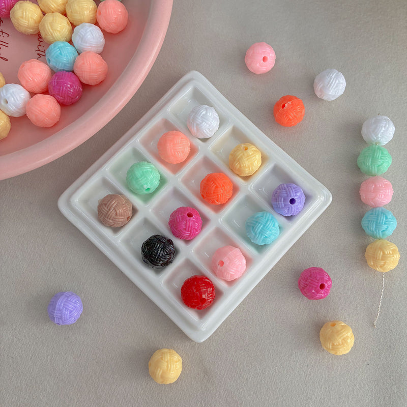 Perles d'espacement rond en acrylique texturé avec trou droit