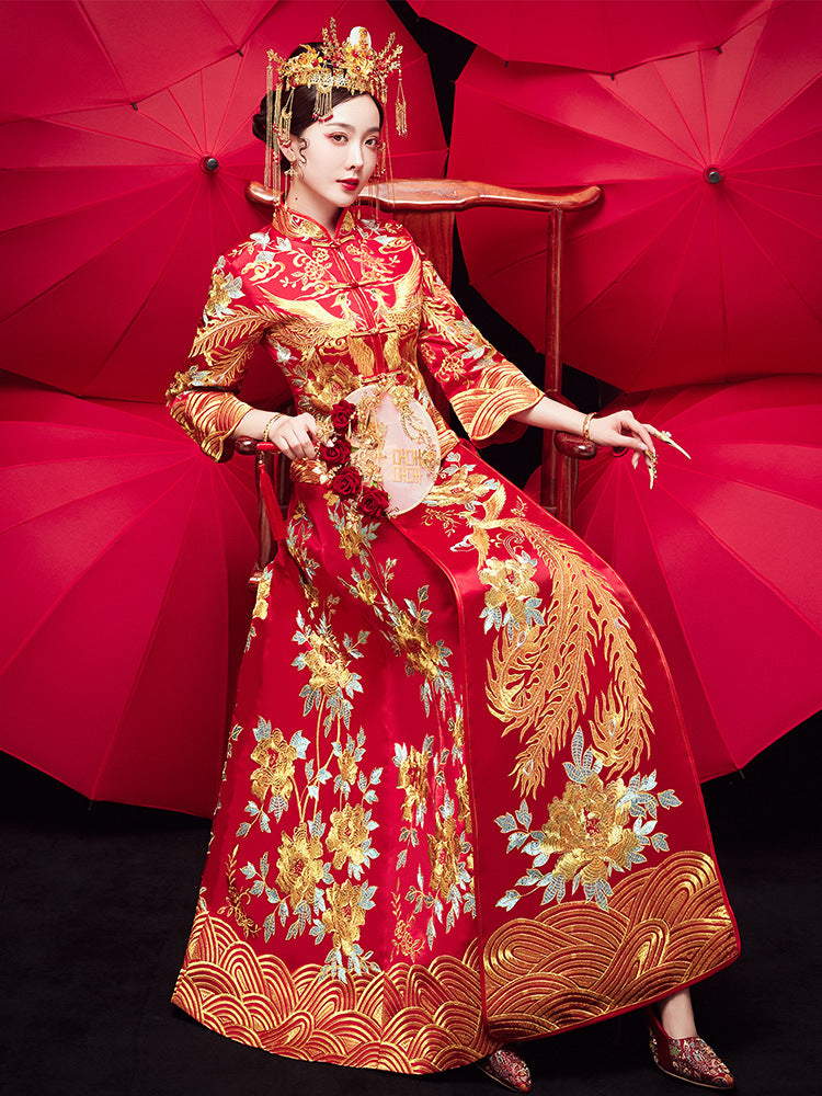 Dragon chinois et Phoenix ont une robe Chaplet et robe officielle Xiuhe