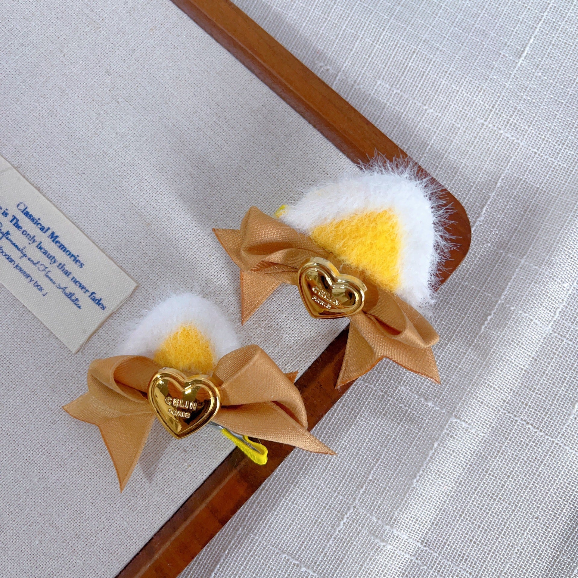 Clip mignon pour les cheveux de l'arc de chat