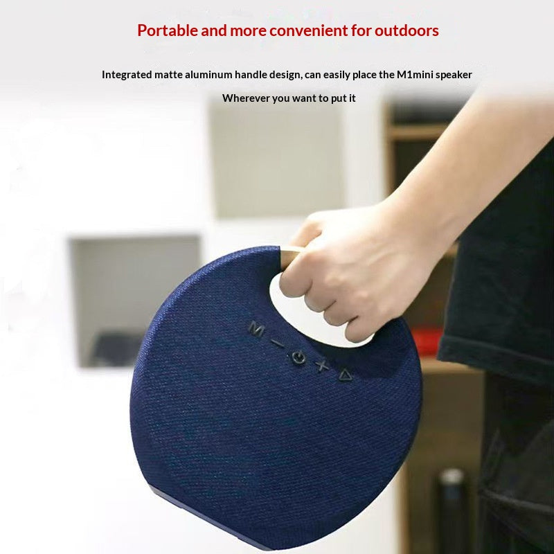 Cadeau Bluetooth Mini tissu Portable Outdoor Wireless Subwoofer Desktop Home Speaker