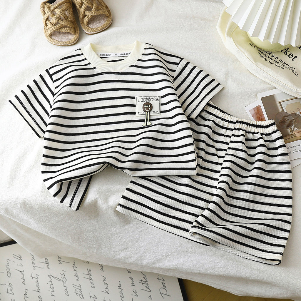 T-shirt de garçon à manches courtes noir et blanc
