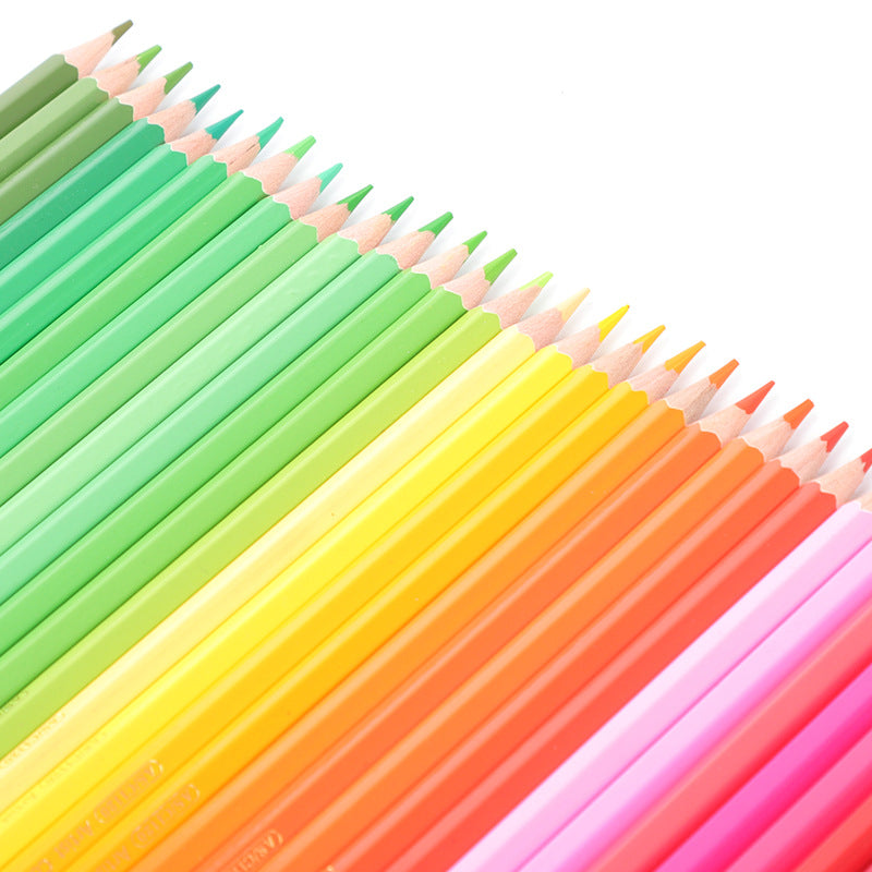 120 crayons de couleur