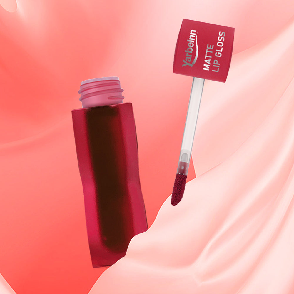 Boue à lèvres nourissante en velours nuageux