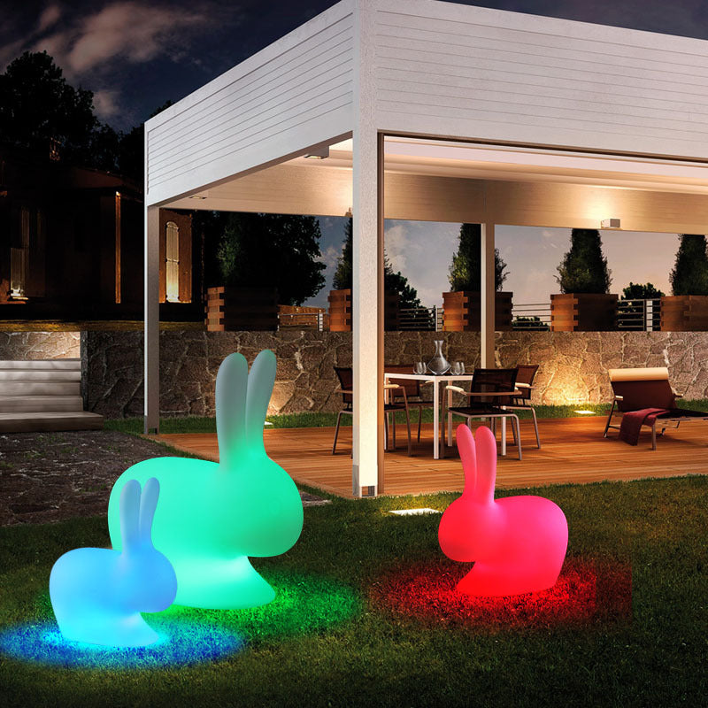 Villa Courtyard éclairage pour le petit lapin blanc