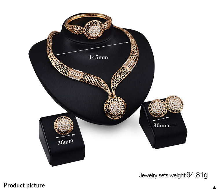 Collier boucles d'oreilles bague bijoux ensemble quatre pièces