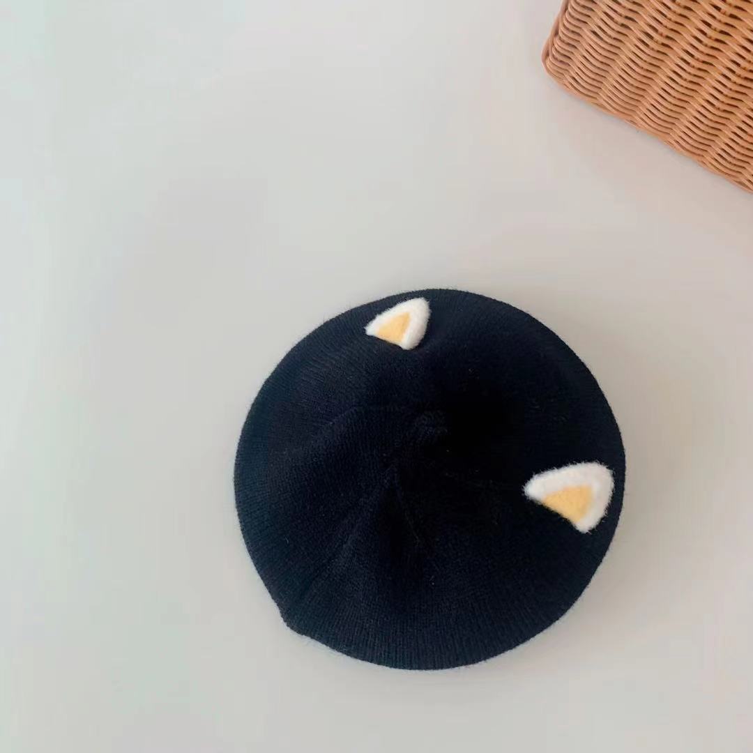 Chapeaux de laine de tricot de printemps et d'automne