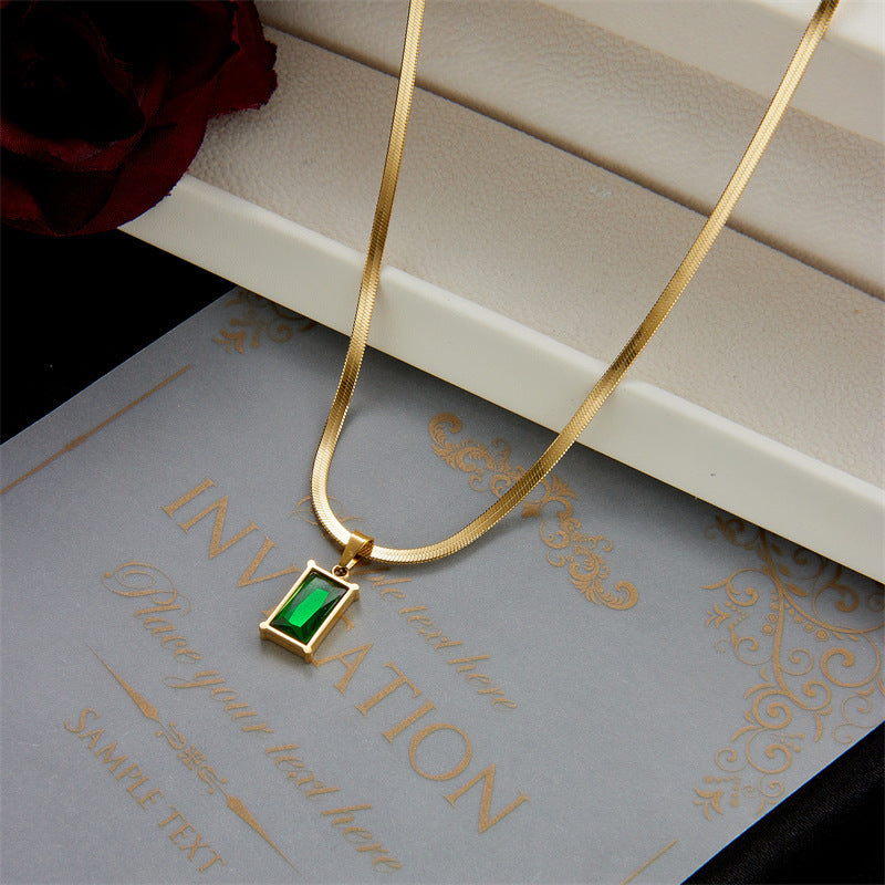 Chaîne de lame avancée Sens de lumière luxe pendentif émeraude Zircon