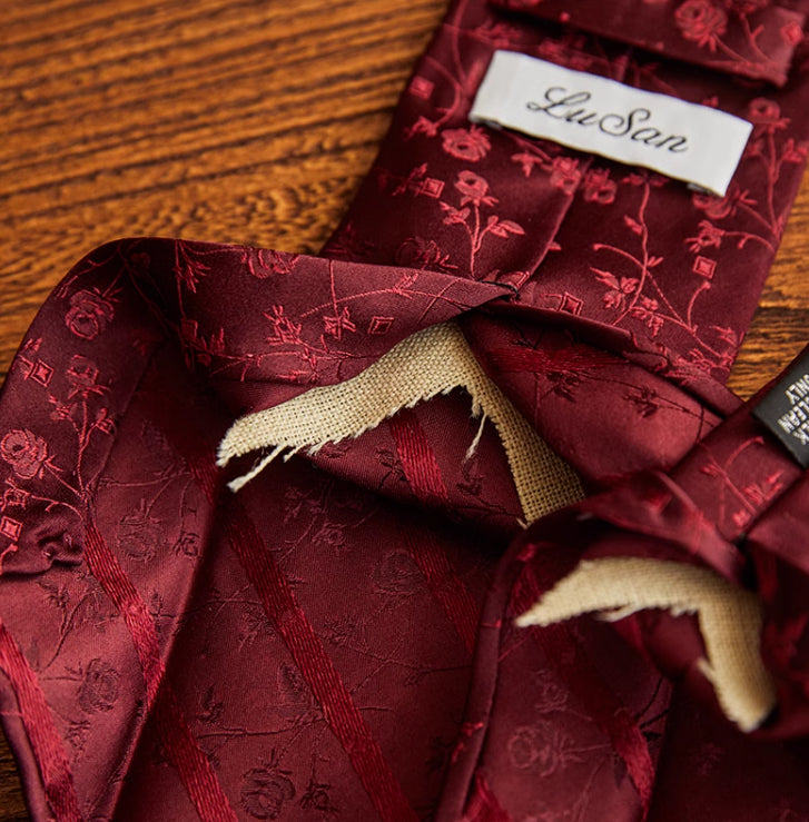 Doublure de laine en laine à trois fois en soie Jacquard
