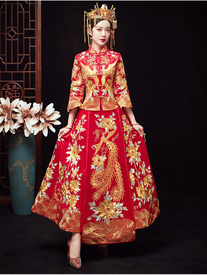 Dragon chinois et Phoenix ont une robe Chaplet et robe officielle Xiuhe