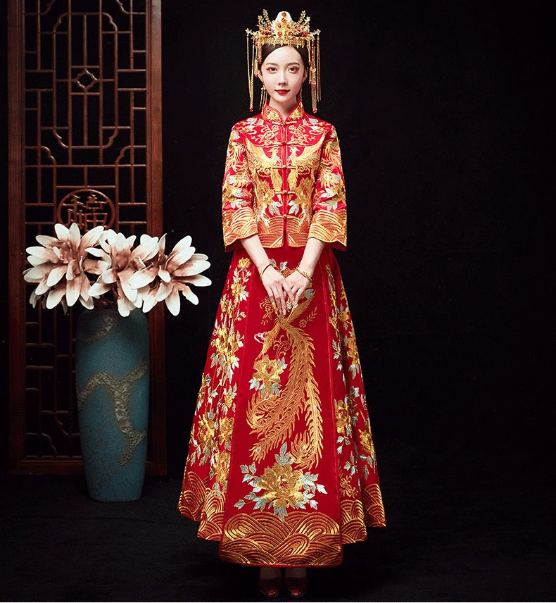 Dragon chinois et Phoenix ont une robe Chaplet et robe officielle Xiuhe