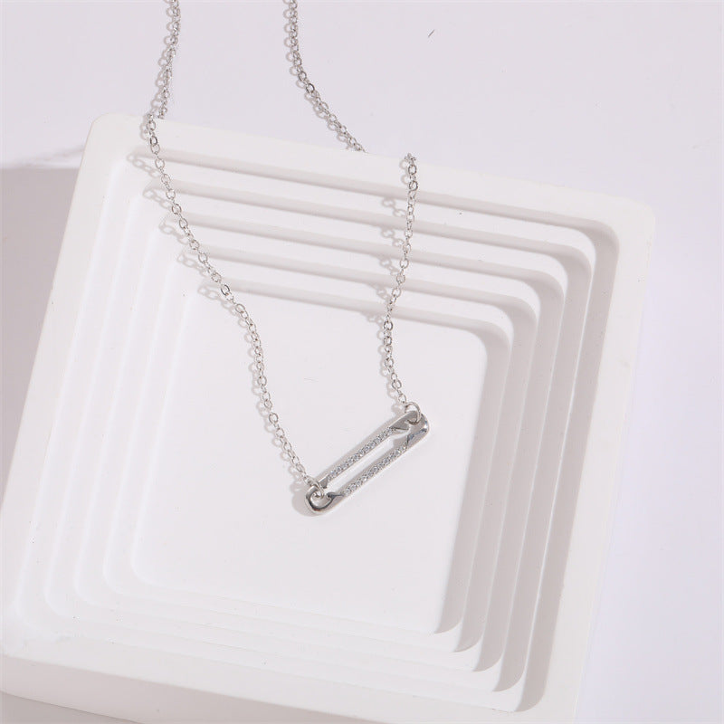 Pin Zircon pendentif clip personnalisé Design Polyvalent 14k Collier
