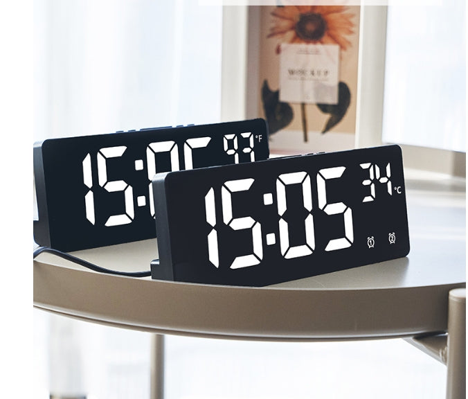 Horloge électronique multifonction créative Simple grand écran Horloge alarme multi-groupes