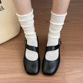 Chaussures de grand-mère carré en cuir doux