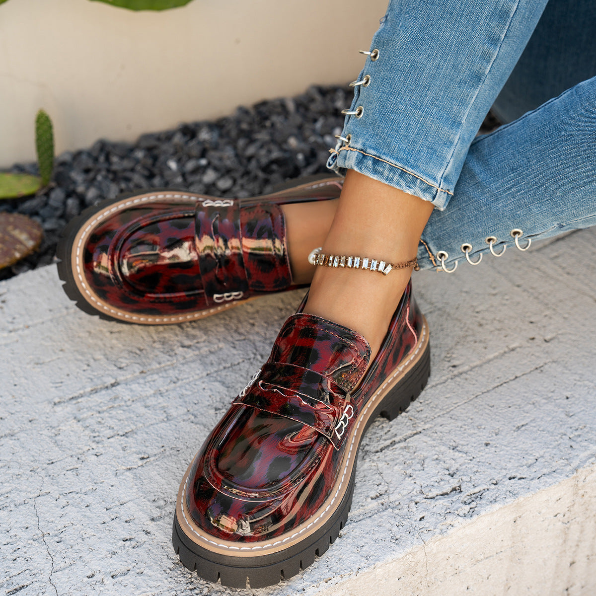 Cuir d'automne ceinture-Buckle Patent cuir Leopard-Imprimé Vintage Femmes Chaussures
