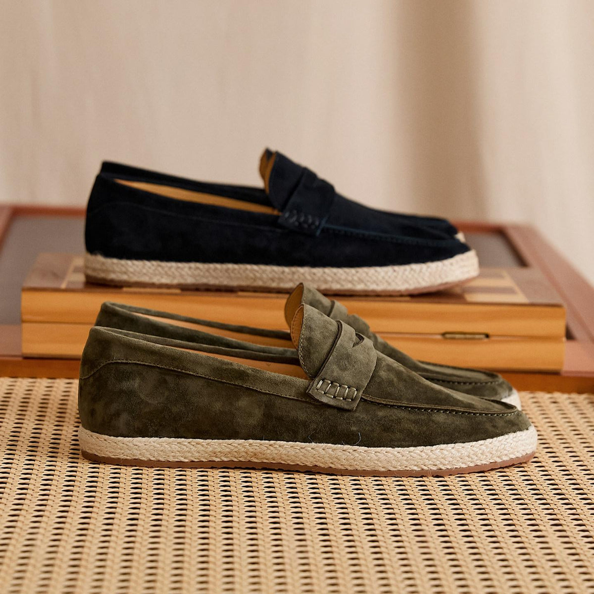 Mocassins pour hommes en peau de mouton rétro