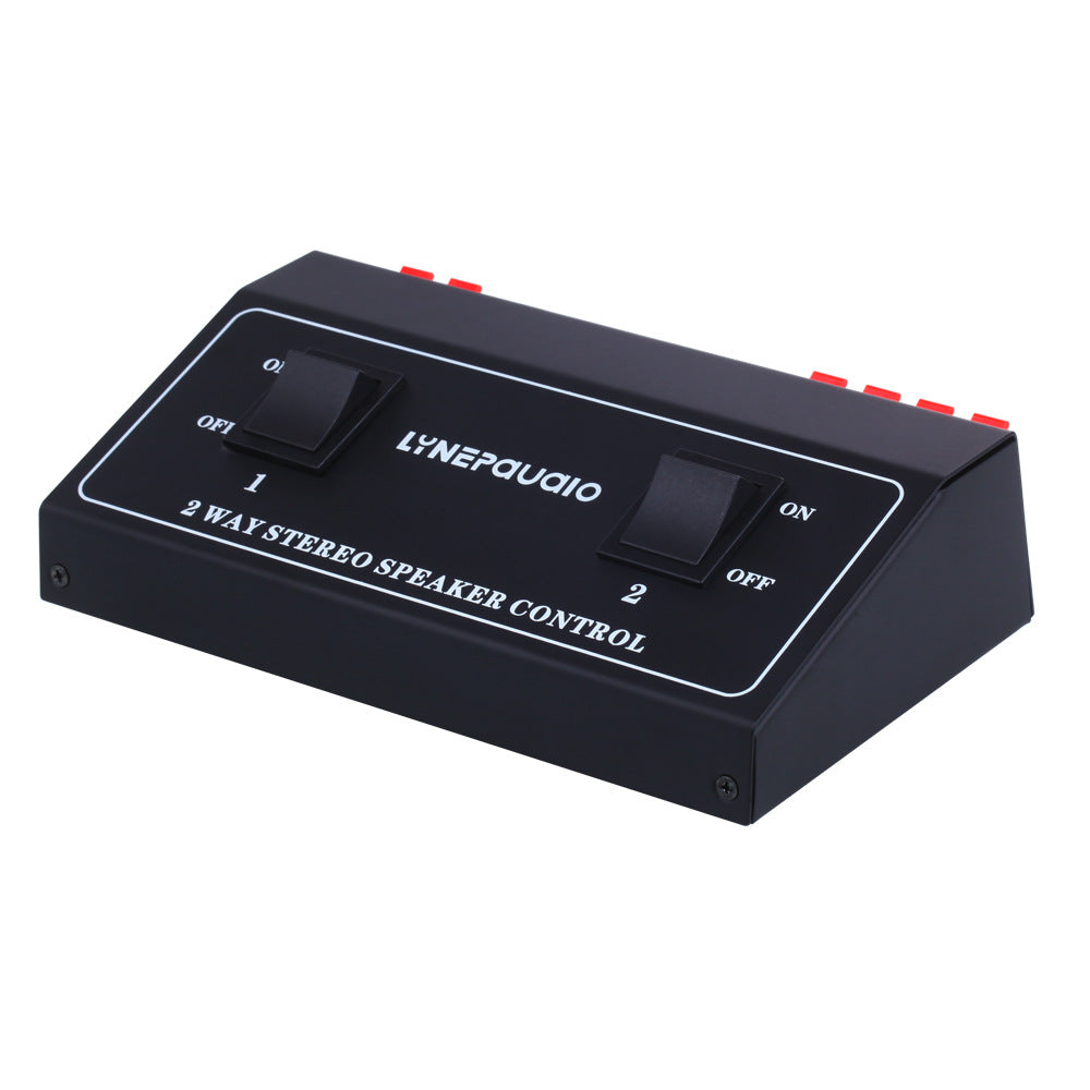 Un commutateur de signal audio sur deux