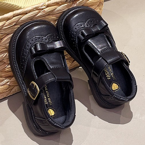 Chaussures en cuir pour filles