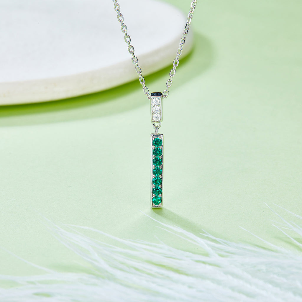 S925 Collier de barre émeraude en argent 3g créé en laboratoire