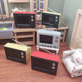 Télévision miniature Qui peut jouer Dollhouse Diorama Displays