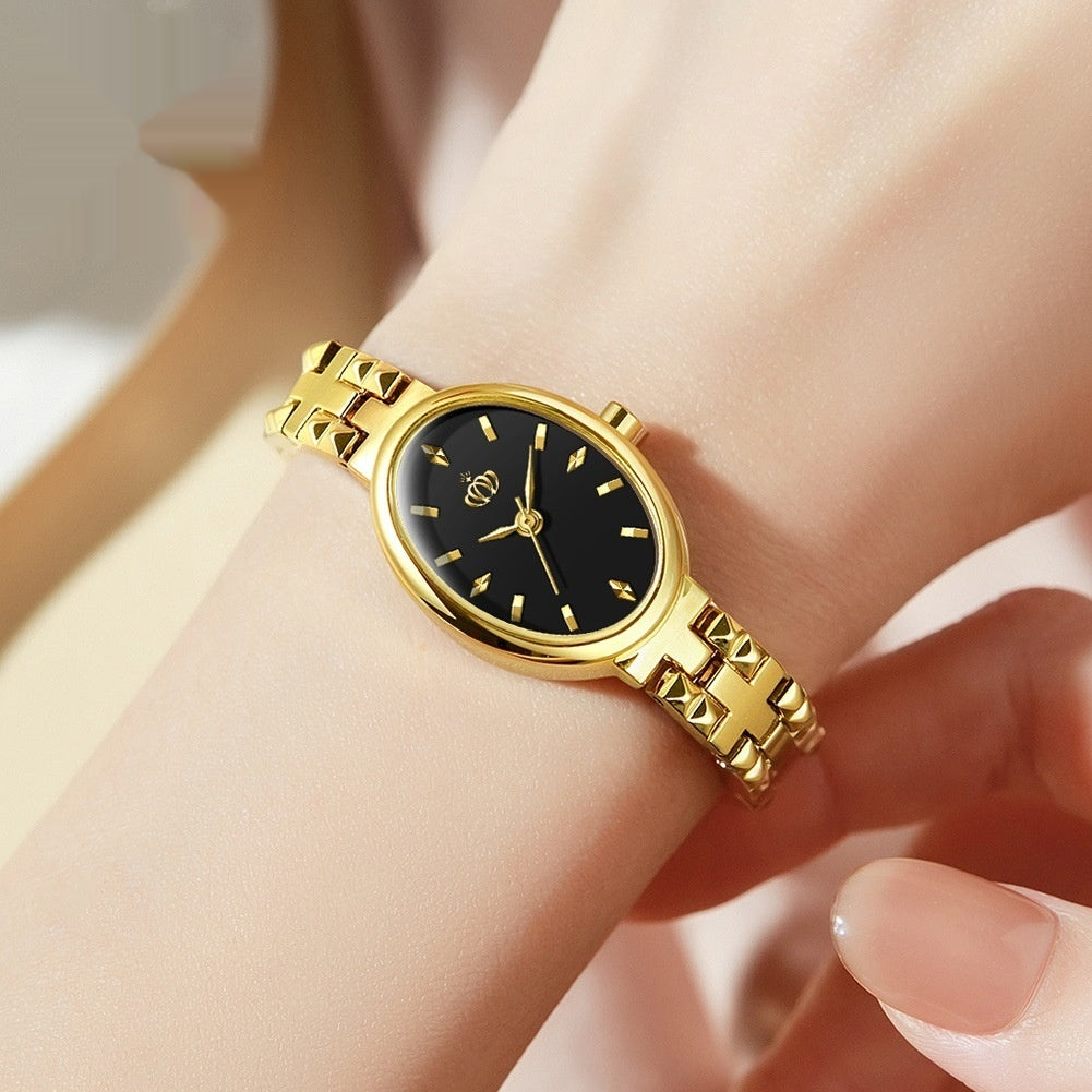 Montre Quartz de luxe abordable avec un bracelet en acier pour les femmes