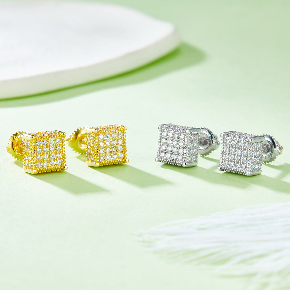 S925 Argent Sterling 96pcs D Couleur VVS1 Moissanite 3D Boucles d'oreilles en cube 7.6mm Vis retour