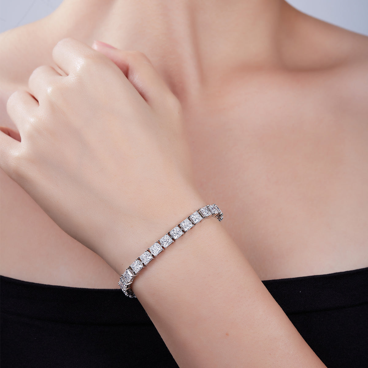 S925 Argent Sterling 4,5x4,5mm Princess Cut Moissanite Tennis Bracelet D Couleur VVS1 16-18-