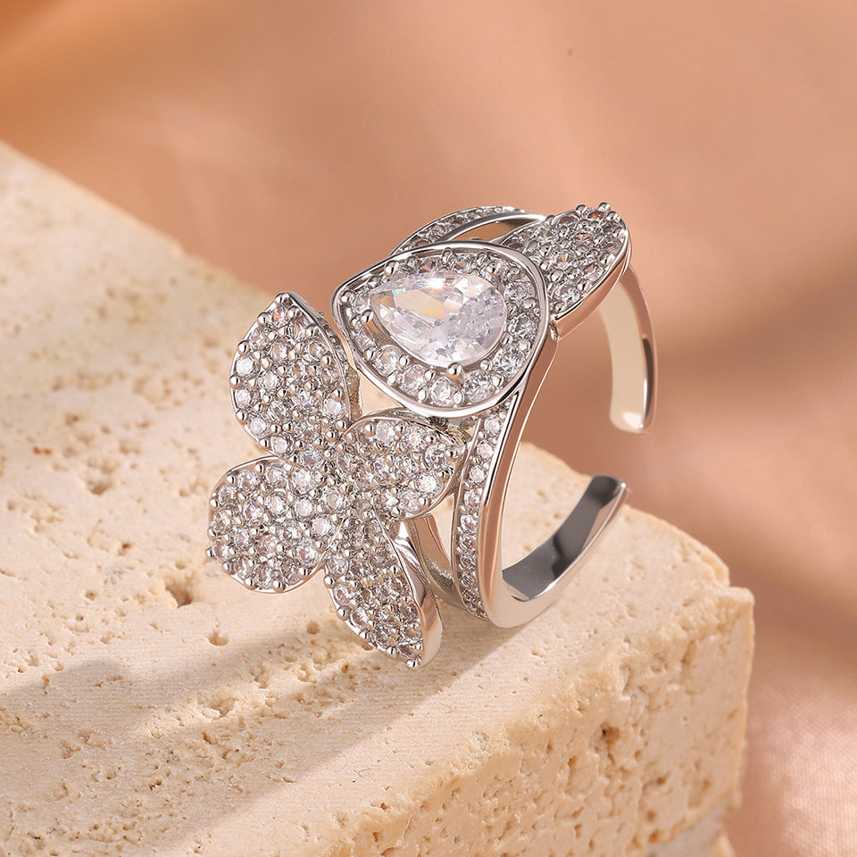 Femmes Poire Florale Halo CZ Anneau ouvert