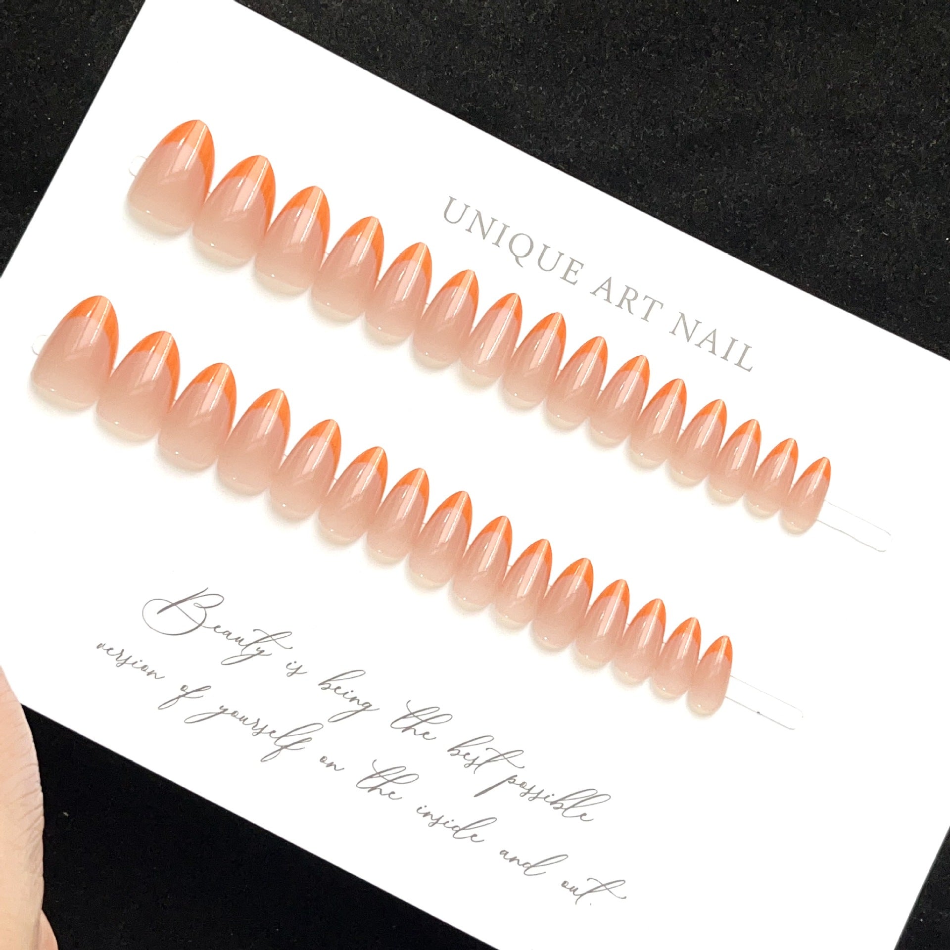 L'art des ongles à la mode française