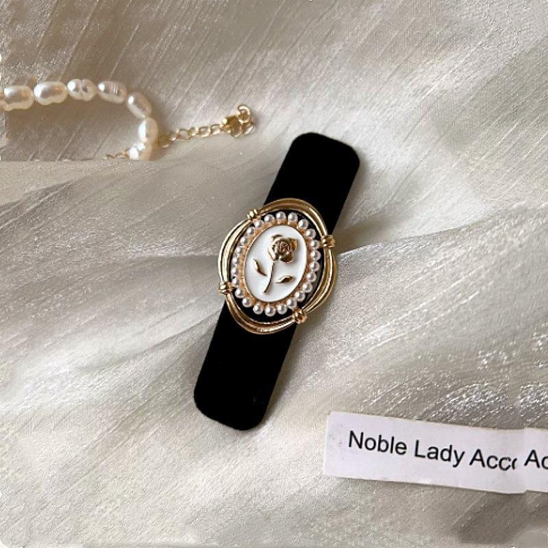 Retro Velvet Audrey Hepburn Élégante rose cheveux Clip côté Clip côté Bangs Barrette
