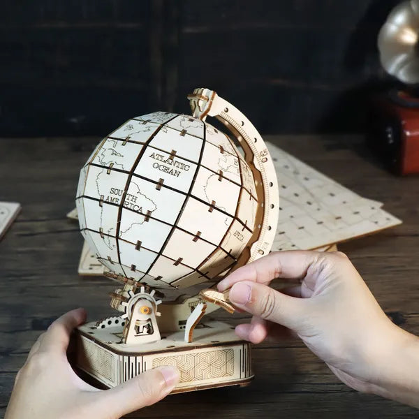 Puzzle Globe en bois 3D. Kits modèles Bricolage Cadeaux de Noël faits à la main
