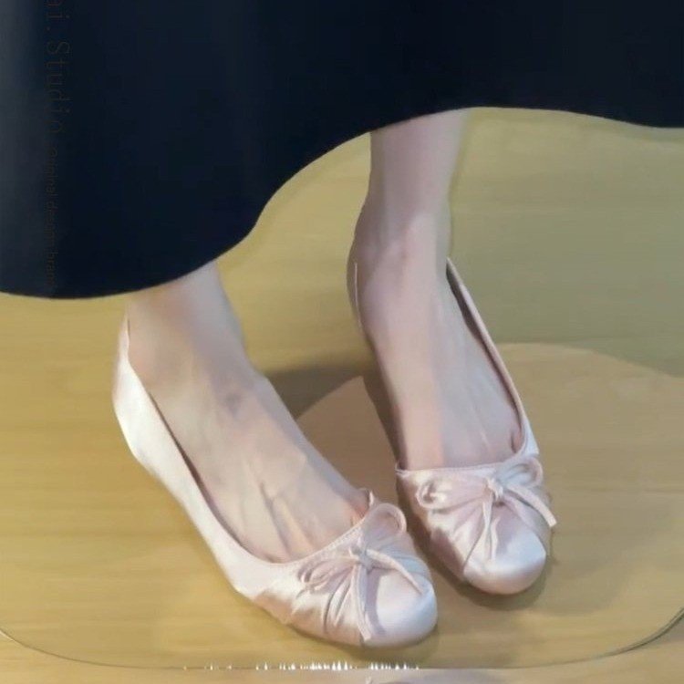 Élégante Celebrity Style Round Toe Satin Bow Flats